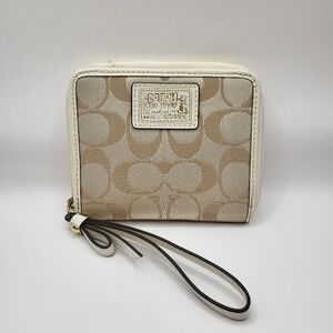 Coach Vintage Poppy Signature Zip Around Wallet